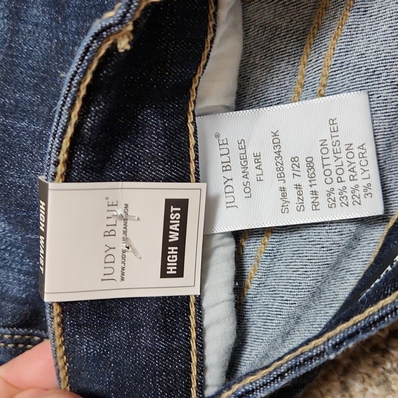 Judy Blue Jeans Size 28 - Picture 3 of 10